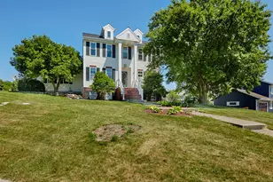 N166W21071 Parkway Dr, Jackson, WI 53037 - Photo 40