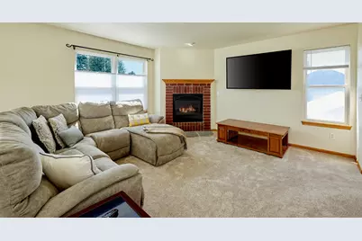 N166W21071  Parkway Dr, Jackson, WI 53037 - Photo 14