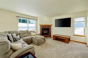 N166W21071 Parkway Dr, Jackson, WI 53037 - Photo 14