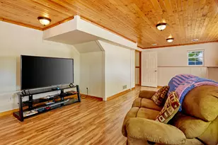 N166W21071 Parkway Dr, Jackson, WI 53037 - Photo 34