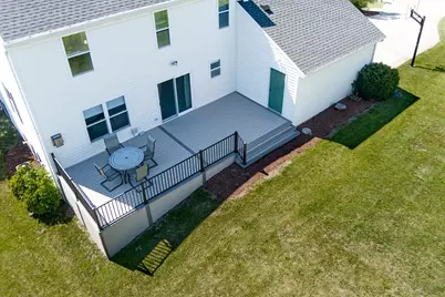 N166W21071  Parkway Dr, Jackson, WI 53037 - Photo 6