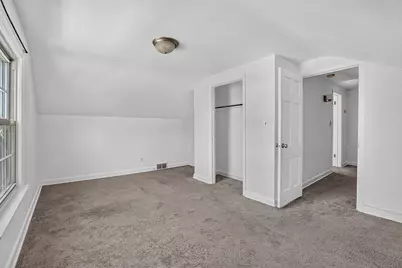 1525  Holmes Ave, Racine, WI 53405 - Photo 10