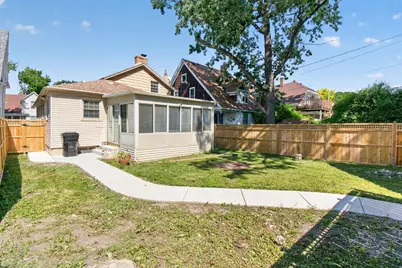 1525  Holmes Ave, Racine, WI 53405 - Photo 14