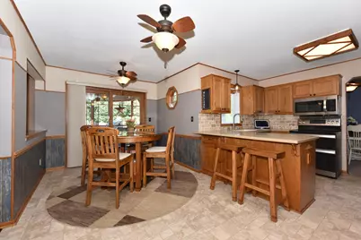 W163N10578  Ridgeview Ln, Germantown, WI 53022 - Photo 14