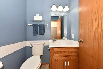 W163N10578  Ridgeview Ln, Germantown, WI 53022 - Photo 24