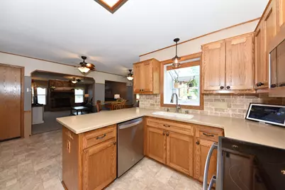 W163N10578  Ridgeview Ln, Germantown, WI 53022 - Photo 18