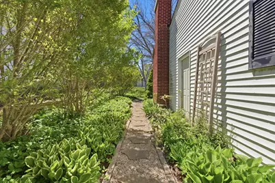 1633  Spruce St, Grafton, WI 53024 - Photo 6