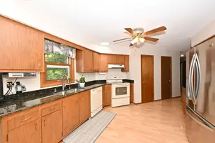 21775 Gaywood Dr, Brookfield, WI 53045 - Photo 2