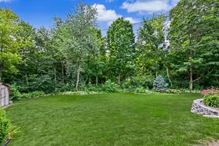 21775 Gaywood Dr, Brookfield, WI 53045 - Photo 8