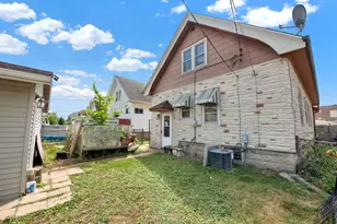 2136 S 72nd St, West Allis, WI 53219 - Photo 24