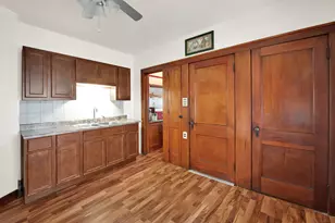 2136 S 72nd St, West Allis, WI 53219 - Photo 12