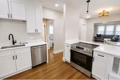1917 S 71st St, West Allis, WI 53219 - Photo 10