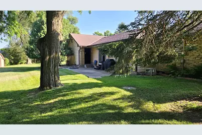 W226N6040  Avon Ct, Lisbon, WI 53089 - Photo 32