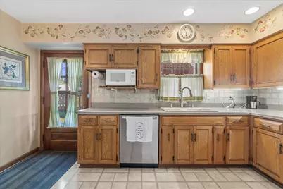 3376 S 44th St, Greenfield, WI 53219 - Photo 20