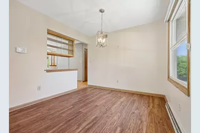 7557  Chapel Hill Ct, Franklin, WI 53132 - Photo 16