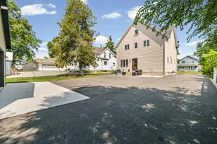 503 Linden Ave, Hartford, WI 53027 - Photo 26