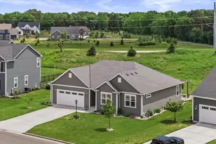 35077 Yahara Dr, Summit, WI 53066 - Photo 36