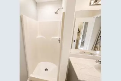 4735  57th St, Kenosha, WI 53144 - Photo 6