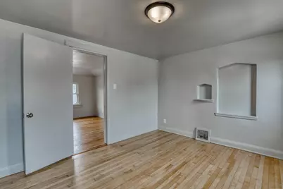2213 S 74th St, West Allis, WI 53219 - Photo 12