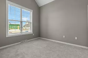 1615 Belmont Ln, Oconomowoc, WI 53066 - Photo 20