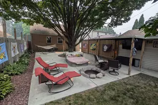 3201 S 72nd St, Milwaukee, WI 53219 - Photo 14