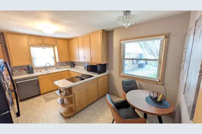 3201 S 72nd St, Milwaukee, WI 53219 - Photo 4