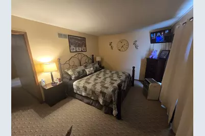 1547  Briarwood Ln #1543, Hartford, WI 53027 - Photo 14