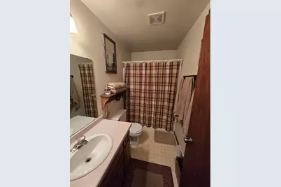 1547  Briarwood Ln #1543, Hartford, WI 53027 - Photo 8