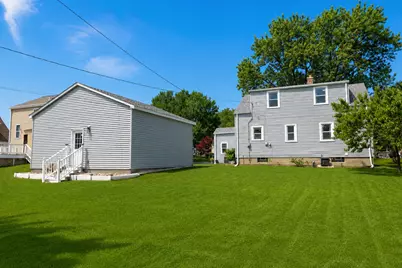 3526 S 83rd St, Milwaukee, WI 53220 - Photo 20