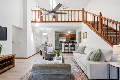 2987 W Drexel Ave #313, Franklin, WI 53132 - Photo 4