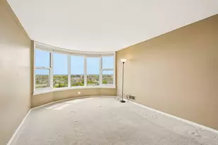 2525 S Shore Dr, Milwaukee, WI 53207 - Photo 42