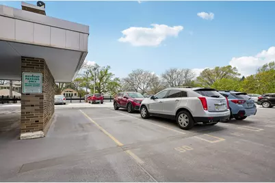 2525 S Shore Dr #14B, Milwaukee, WI 53207 - Photo 22