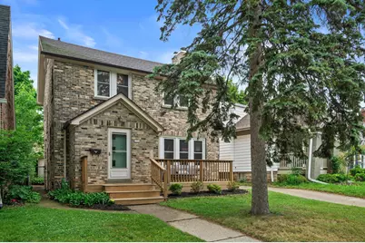 1512 E Olive St, Shorewood, WI 53211 - Photo 2