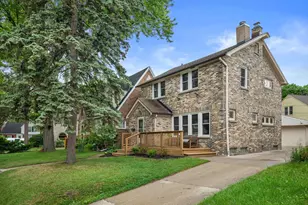 1512 E Olive St, Shorewood, WI 53211 - Photo 1