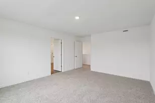 7136 Fair Oaks Rd, Racine, WI 53403 - Photo 46