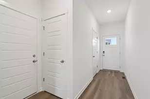 7136 Fair Oaks Rd, Racine, WI 53403 - Photo 2