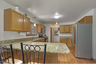 9225  160th Ave, Bristol, WI 53104 - Photo 6