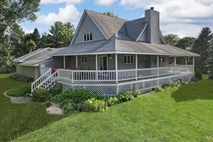 9225 160th Ave, Bristol, WI 53104 - Photo 2