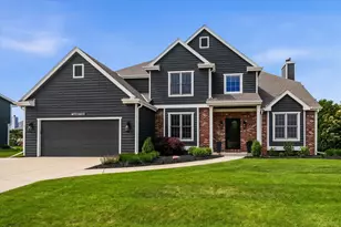 W73N413 Greystone Dr, Cedarburg, WI 53012 - Photo 1