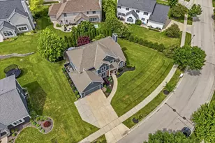W73N413 Greystone Dr, Cedarburg, WI 53012 - Photo 42