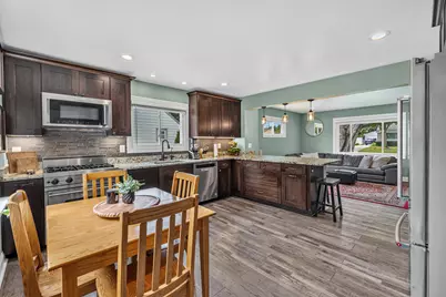1108  4th Ave, Grafton, WI 53024 - Photo 8