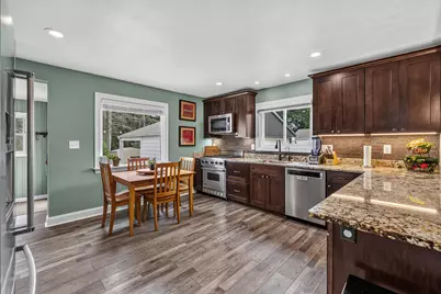 1108  4th Ave, Grafton, WI 53024 - Photo 6