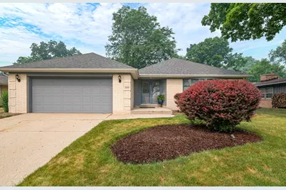 3303 S 123rd St, West Allis, WI 53227 - Photo 50
