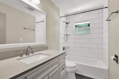 6639  Hillside Ln #6641, Wauwatosa, WI 53213 - Photo 24
