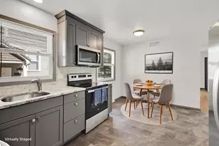 6639 Hillside Ln, Wauwatosa, WI 53213 - Photo 16
