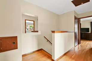 6639 Hillside Ln, Wauwatosa, WI 53213 - Photo 30