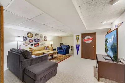 618  Westridge Dr, West Bend, WI 53095 - Photo 20