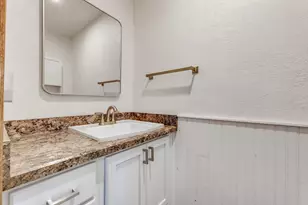 618 Westridge Dr, West Bend, WI 53095 - Photo 12