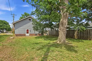 2111 Lawn St, Racine, WI 53404 - Photo 24