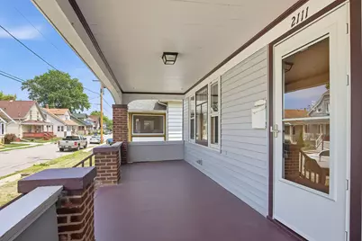 2111  Lawn St, Racine, WI 53404 - Photo 2